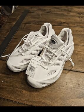 NWT Adidas White Climacool  Sneakers
